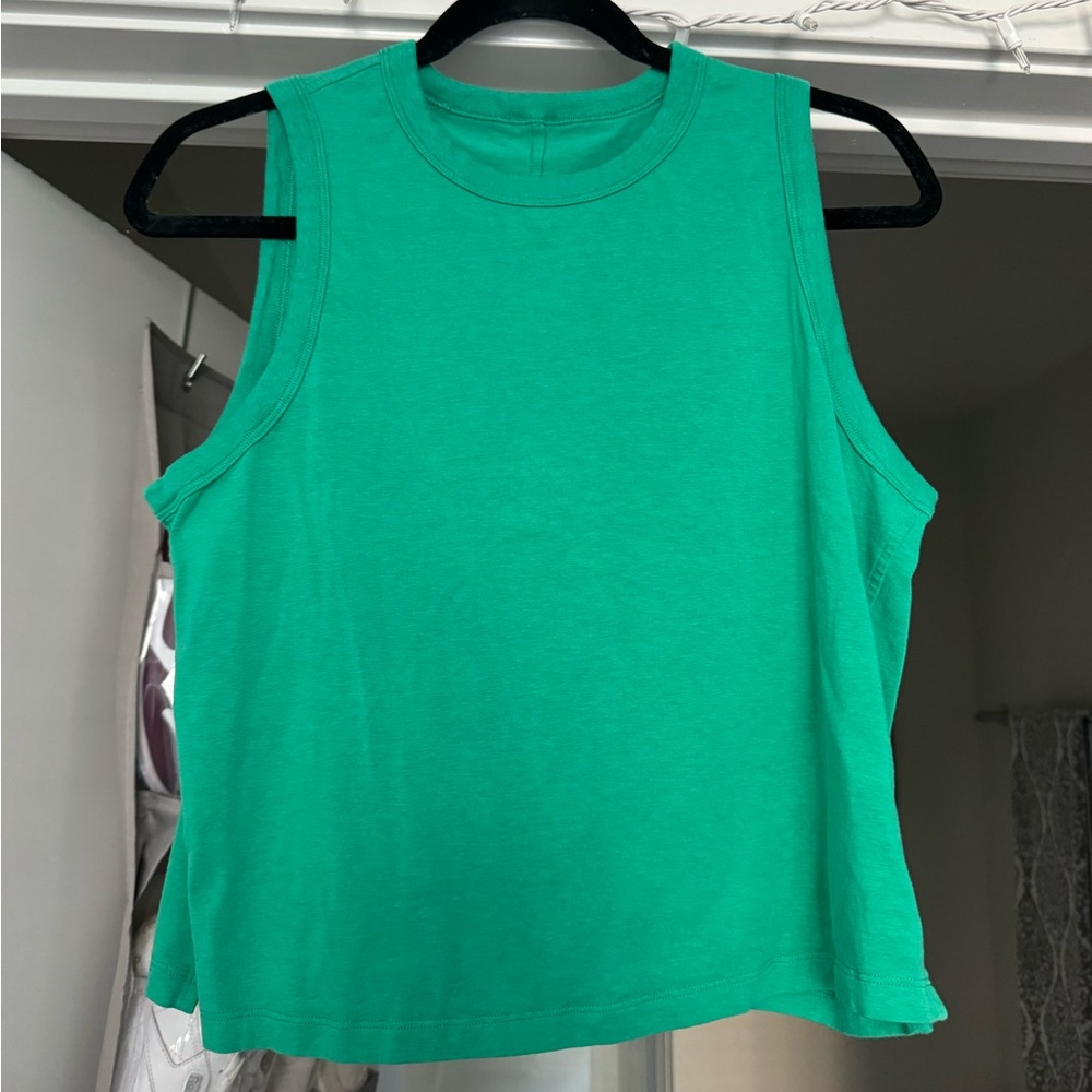 Lululemon tank top